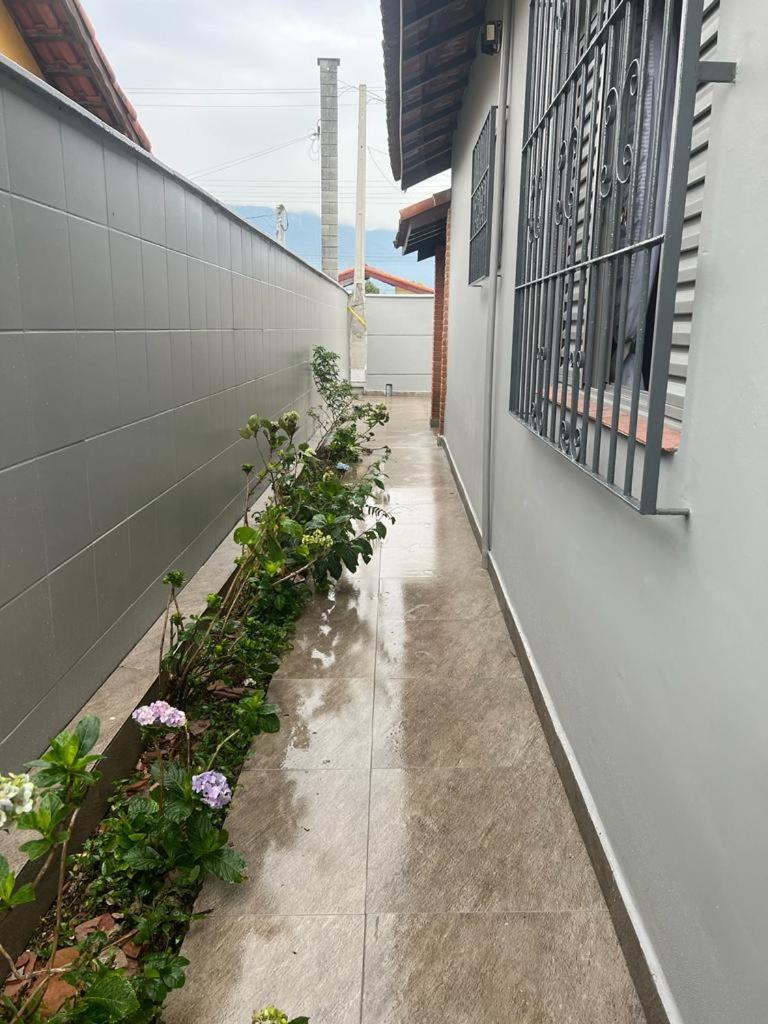 Casa Para Alugar Em Bertioga - Piscina, Wifi E Churrasqueira Exterior foto
