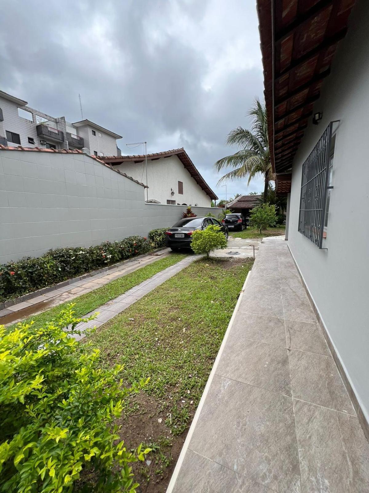 Casa Para Alugar Em Bertioga - Piscina, Wifi E Churrasqueira Exterior foto